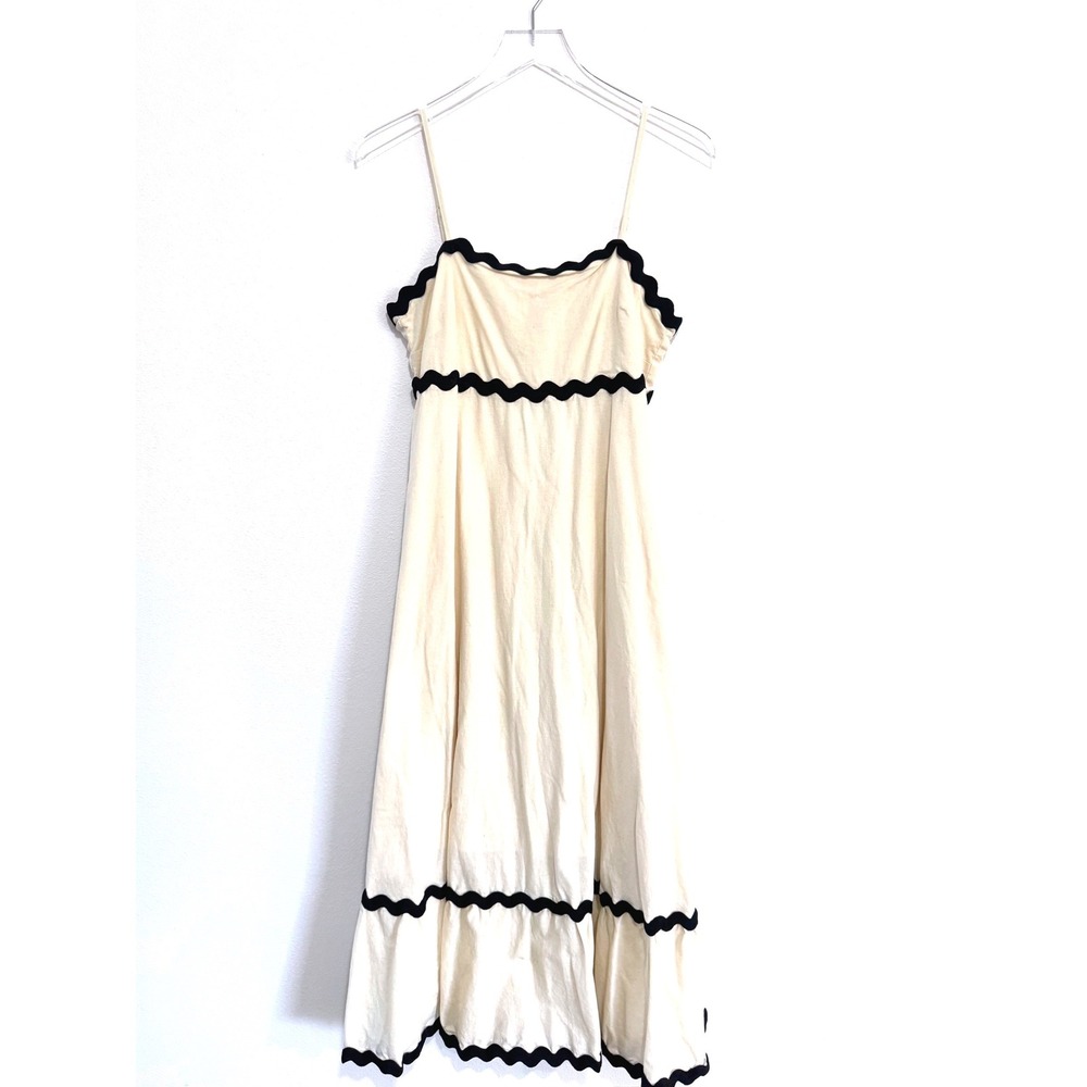 Petal & Pup Yana Sleeveless Maxi Cotton Dress in Cream and Black - Picture 2 of 6